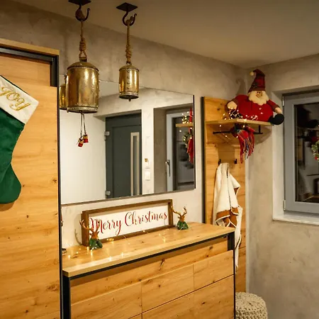 Pod Pustevnami Apartman
